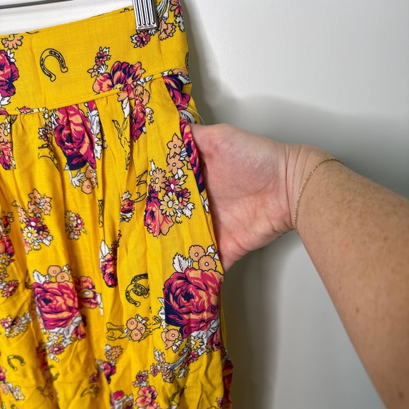NWT Modcloth Women's Horseshoes and Flowers Skirt Yellow Pink Size 8 - Picture 3 of 5